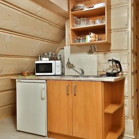 Jarzabek - 5 Min Do Term I Goracy Potok Oda ve Kahvaltı 3*