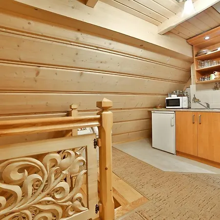 Jarzabek - 5 Min Do Term I Goracy Potok 3* شافلاره