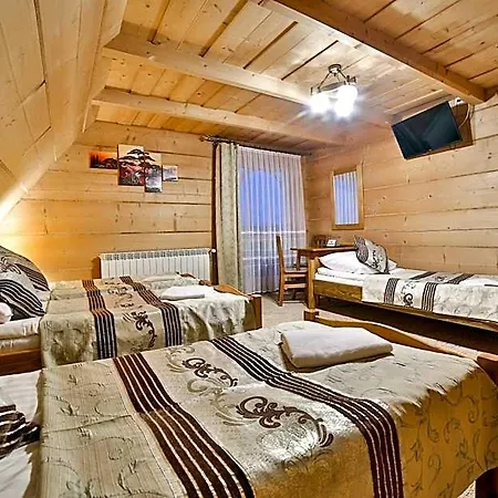 Jarzabek - 5 Min Do Term I Goracy Potok Oda ve Kahvaltı Szaflary